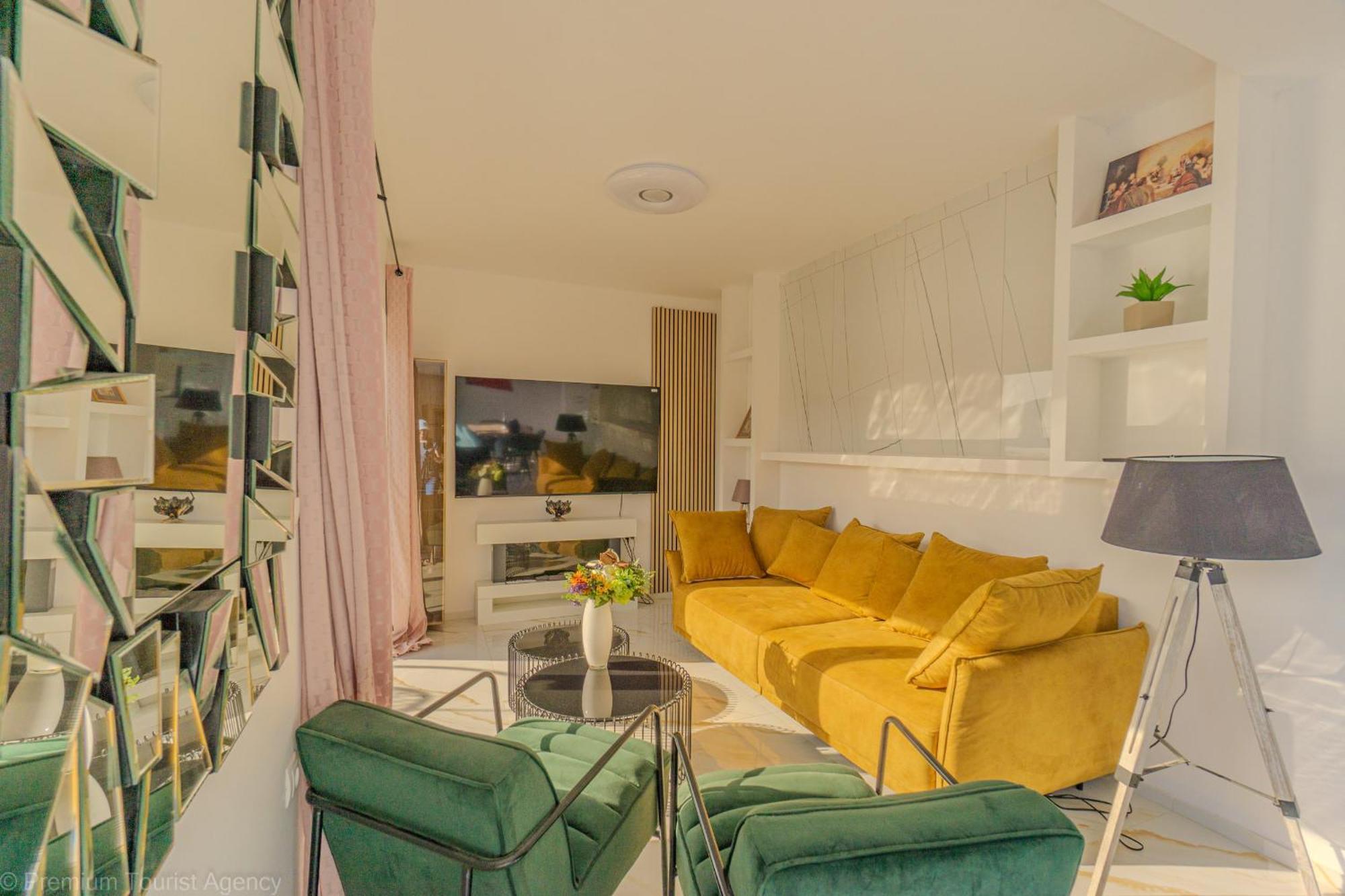 Ivica Super Comfortable, Newly Furnished Apartment In A Top Location Metajna Exterior foto